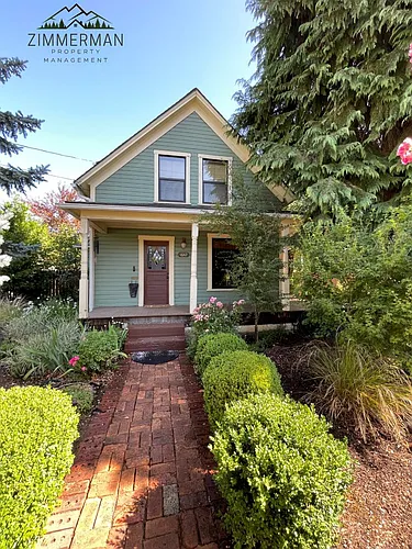 1642 W Main St Photo 1