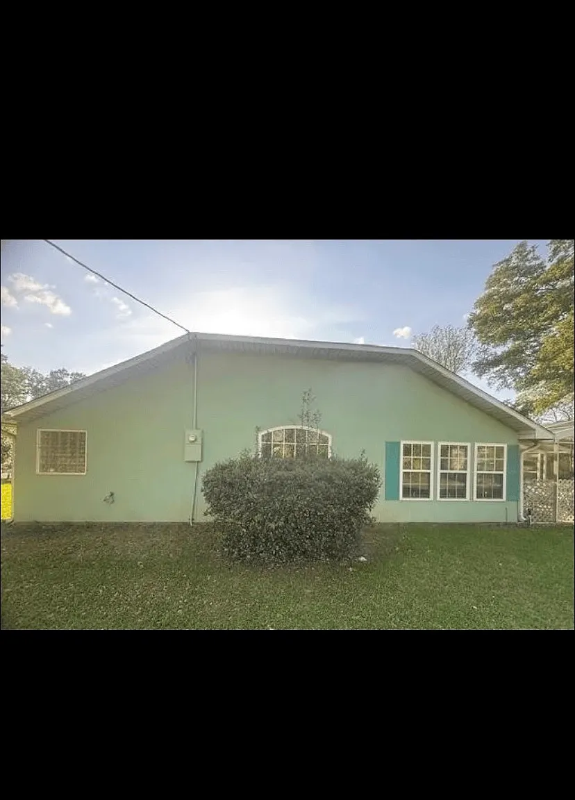 3 bed, 2183 sqft, $2,100 — Photo 2