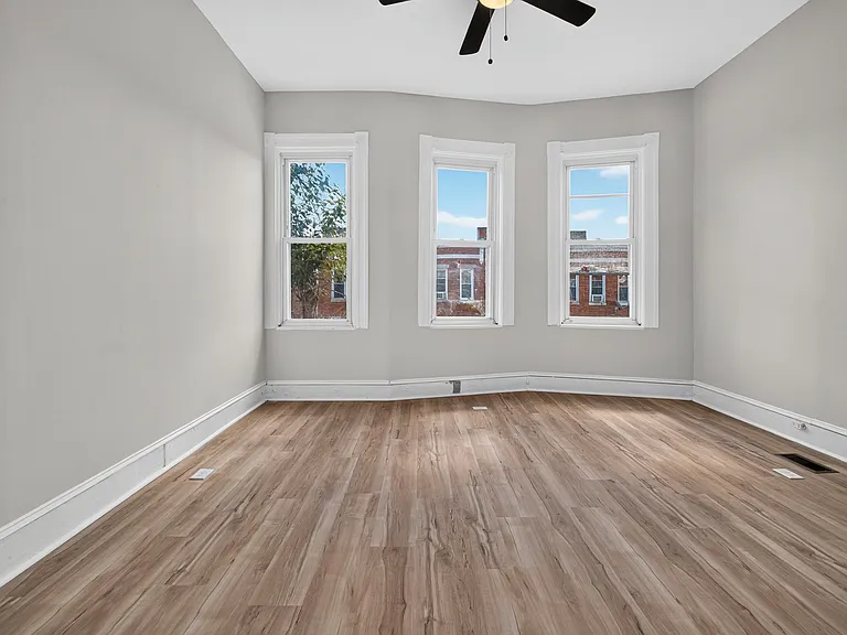 512 Sanford Pl — Photo 24