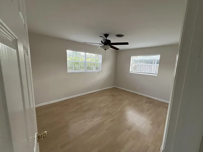 9432 SW 52nd Ct — Photo 19