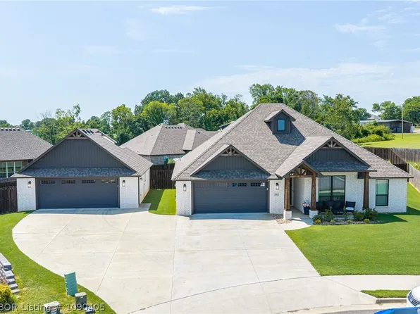 2823 Marissa Ct, Van Buren, AR 72956