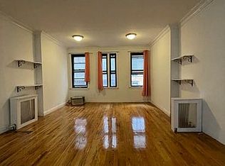 144 W 46th St #5B, New York, NY 10036