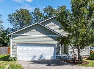 1213 Oak Pl, Mount Vernon, WA 98273