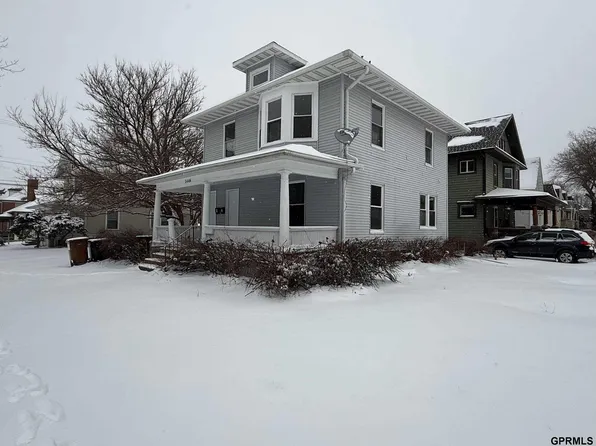 1446 S 11th St, Lincoln, NE 68502