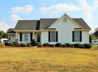 220 Old Burnett Rd, Inman, SC 29349