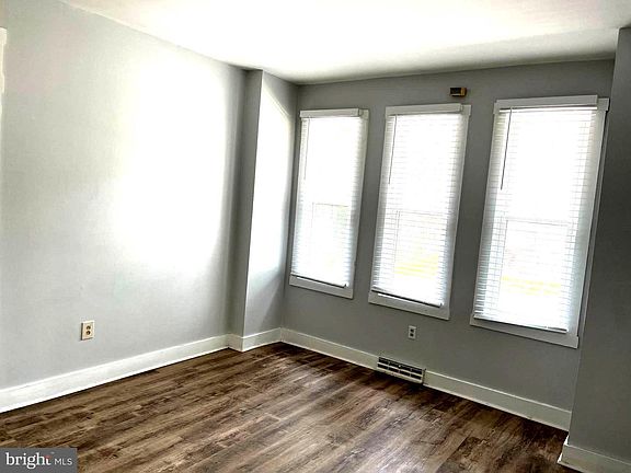 5th image of 420 W 22nd St #1