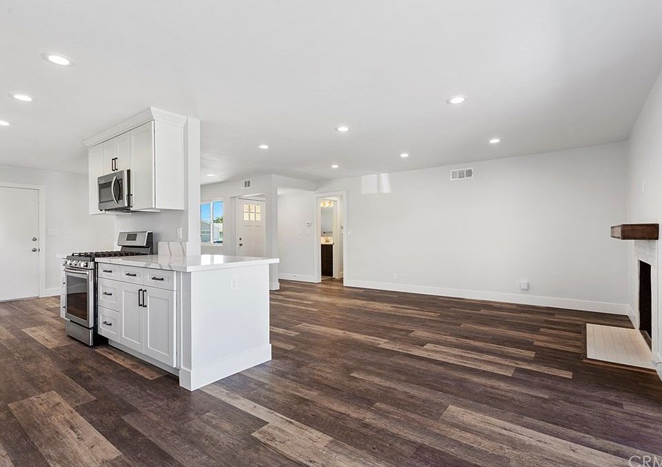 1st image of 6031 Pickett Ave