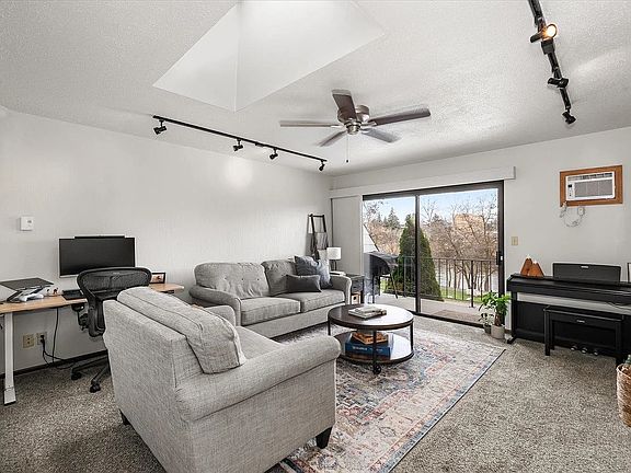 4th image of 1630 E South Riverton Ave APT 5