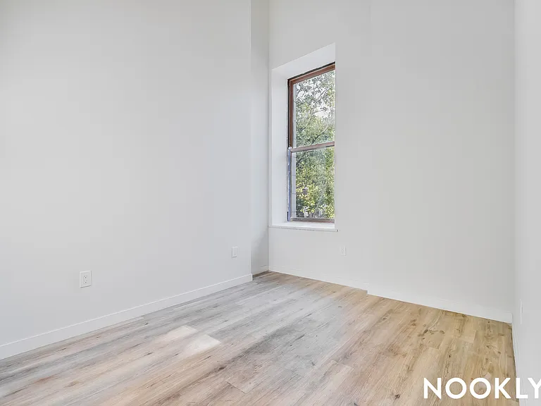 619 Throop Ave #2F — Photo 6