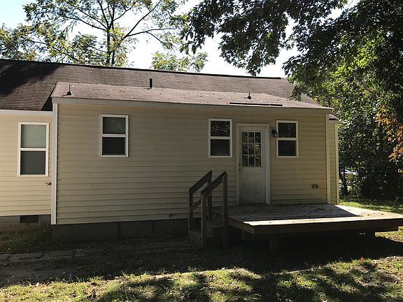 4th image of 1167 Richwine Dr