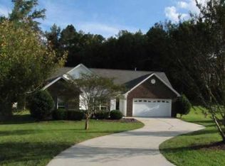 614 Meadowbrook Dr, Matthews, NC 28104
