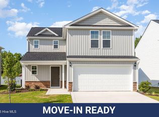 17 W Emily Gardens Dr, Selma, NC 27576