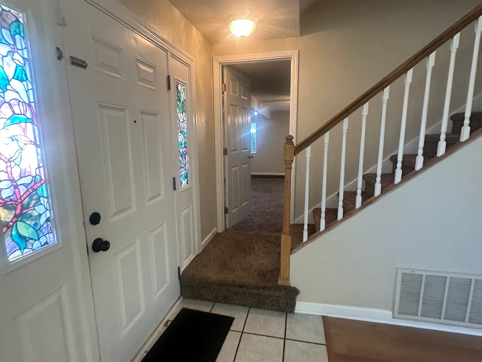5 bed, 1850 sqft, $2,650 — Photo 4