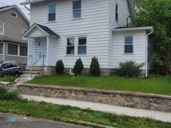 36 Fleet Street, Bridgeport, CT 06606