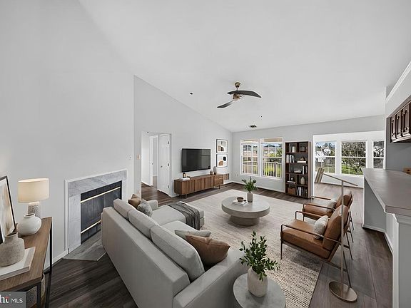 4th image of 609 Himes Ave APT 110