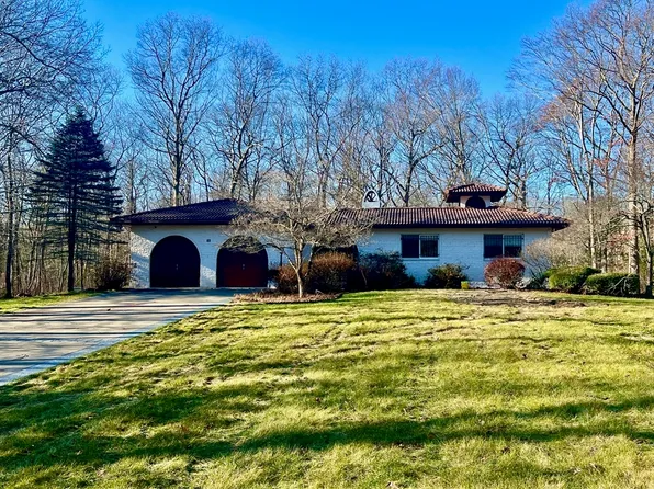 14 Wright St, Rehoboth, MA 02769