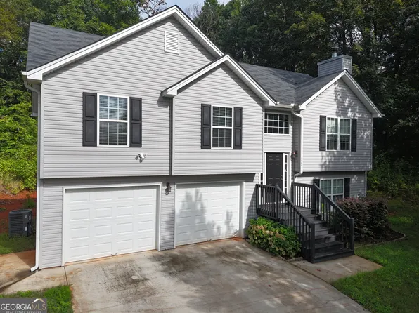 5664 Deerberry Ln, Gillsville, GA 30543