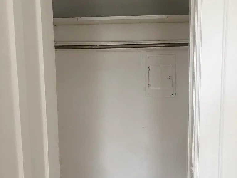 483 State St #5 — Photo 10