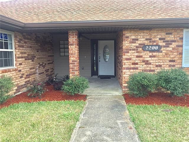 1st image of 2200 Cambridge Dr