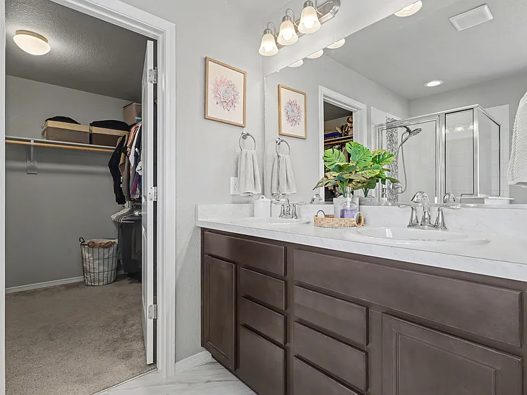 3792 Vineyard Cir — Photo 33
