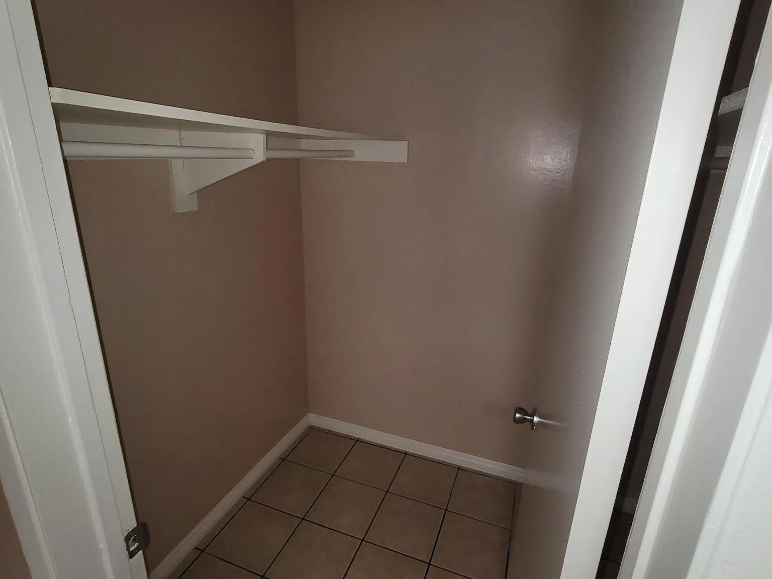 2 bed, 730 sqft, $2,265 — Photo 3