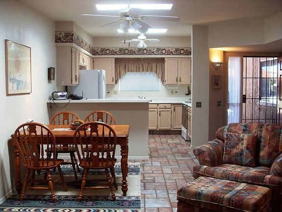 Dining area to kitchen