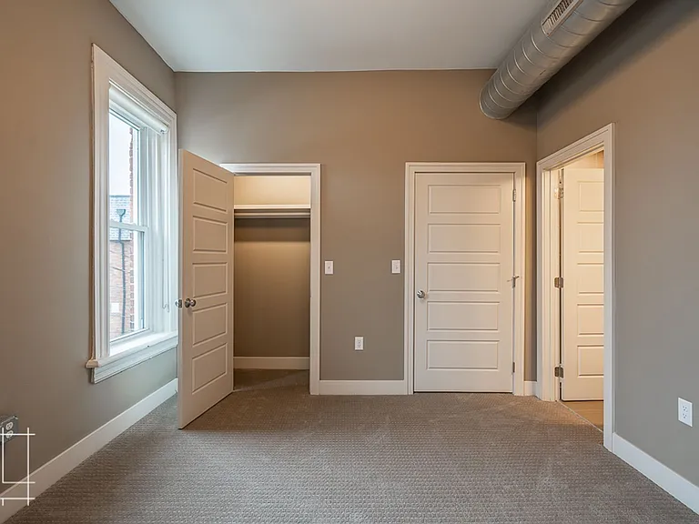 245 King Ave — Photo 34