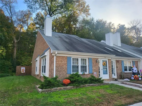 136 Briarwood Pl, Yorktown, VA 23692