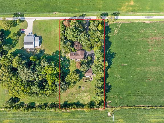 2nd image of 1645 Myers Rd
