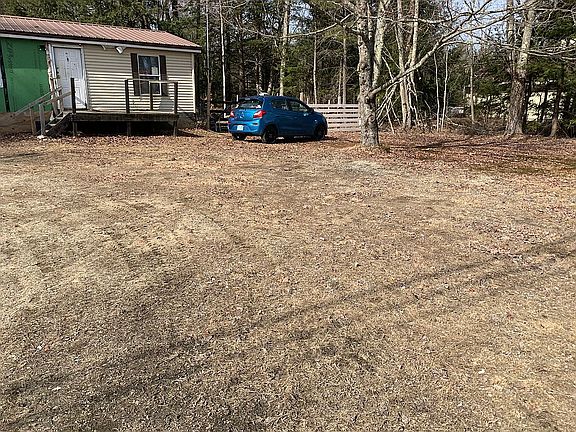 Right Front Yard