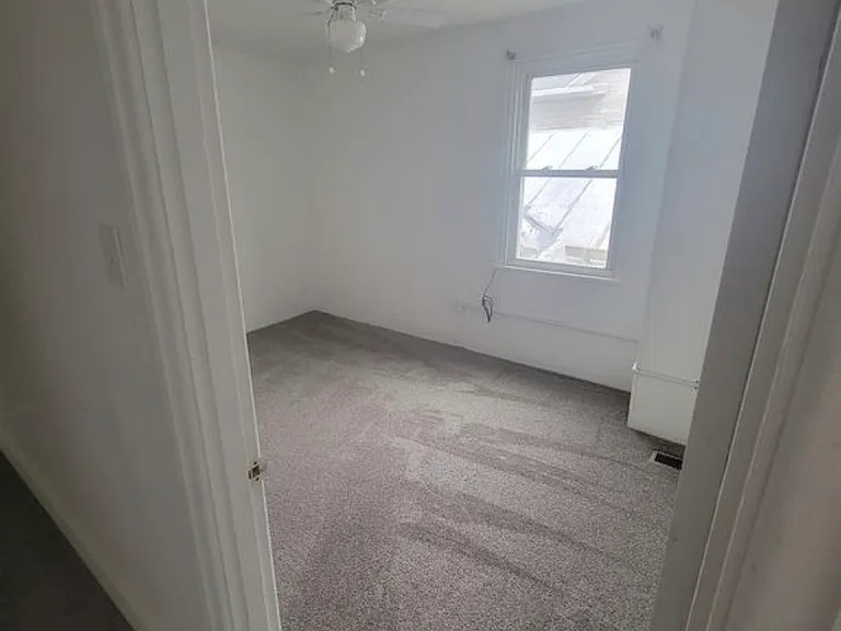 104 S Carlisle St — Photo 5