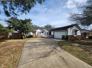 8403 Mullins Dr, Houston, TX 77096