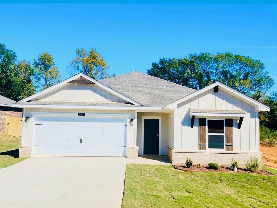 2707 Southern Oaks Dr