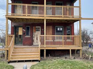 2676 Montclair St, Detroit, MI 48214