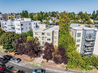 3210 SW Avalon Way, Seattle, WA 98126