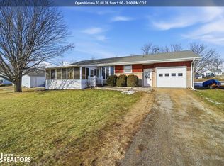 1914 15th Ave, Eldora, IA 50627