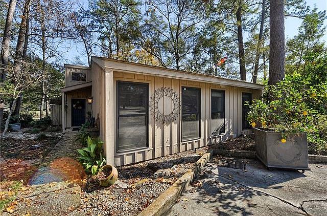 1st image of 52 N Court Villa Dr #52