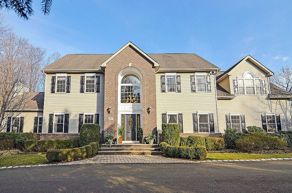 692 Wyckoff Ave, Mahwah, NJ 07430 Zillow