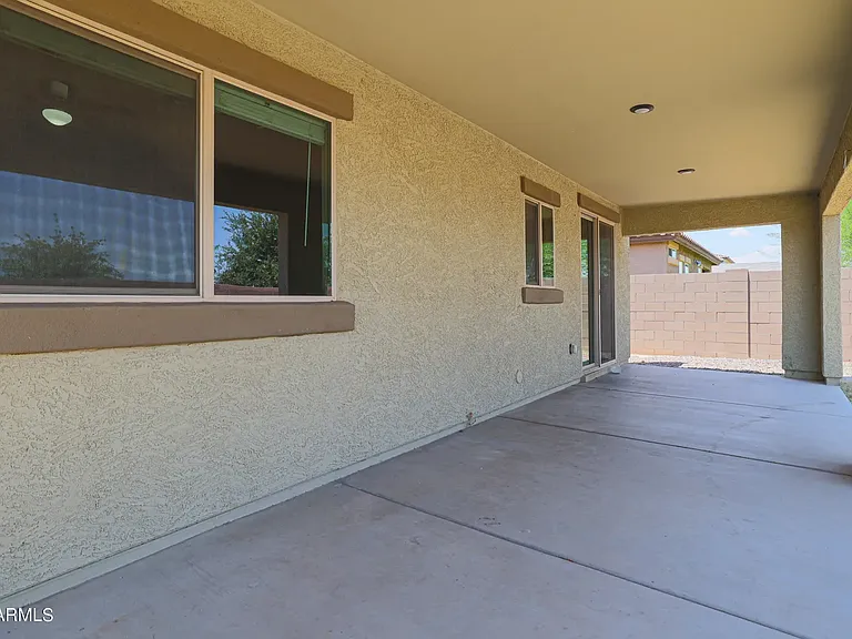 8475 N 171st Dr — Photo 13