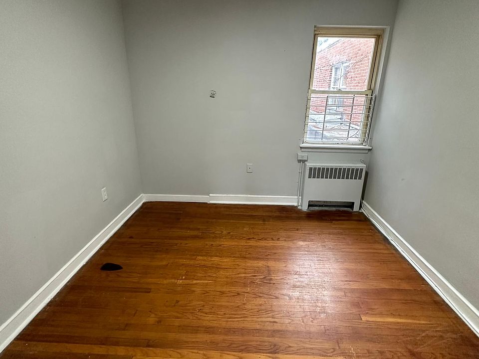 1st image of 7042 Frankford Ave