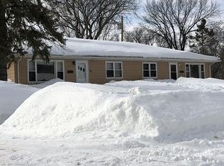911 Elm St S, Moorhead, MN 56560