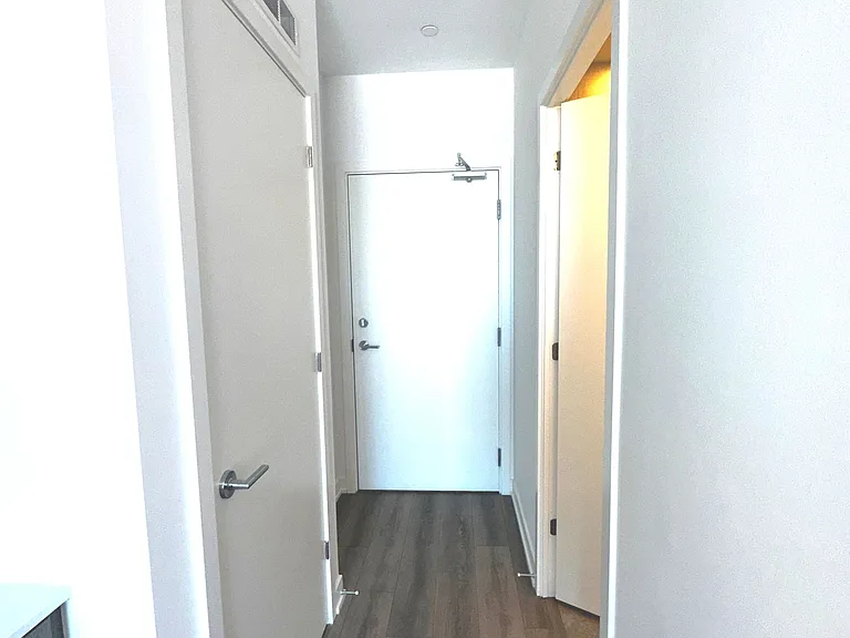 7439 Kingston Rd #1116 — Photo 4