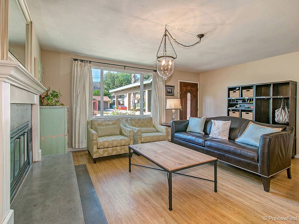 1st image of 6941 Ballinger Ave