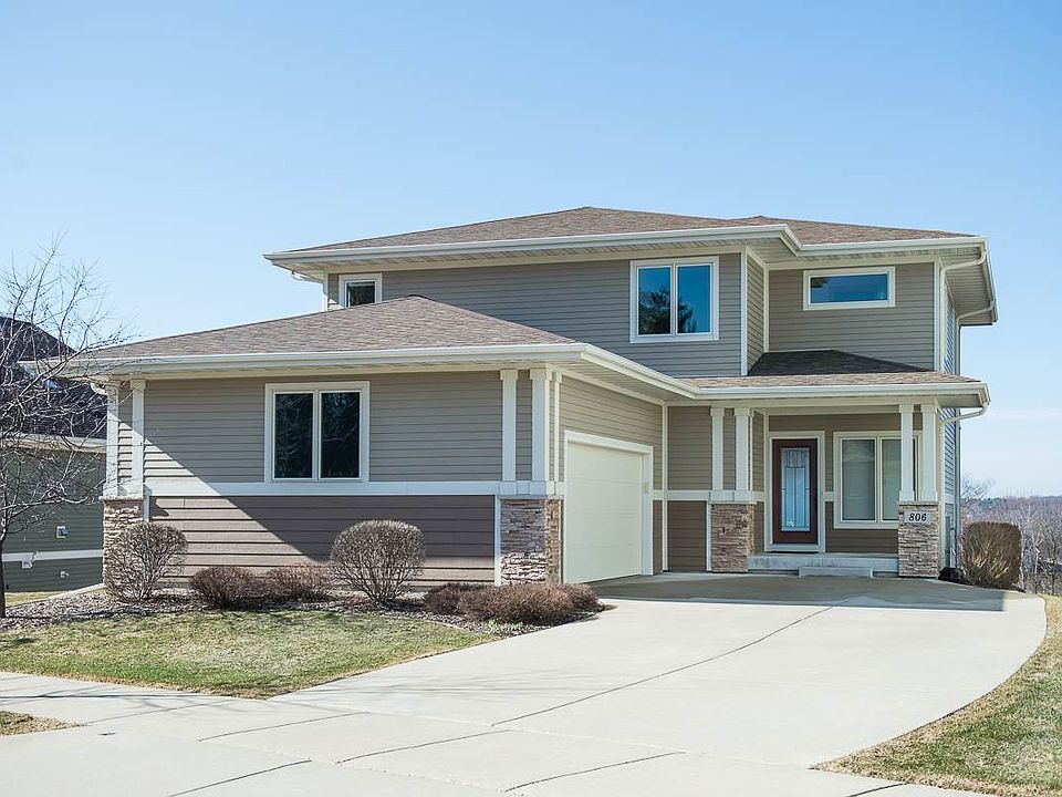 1st image of 806 Pine Hill Dr