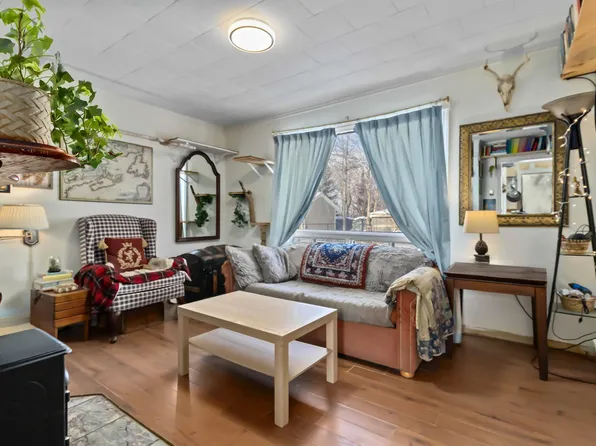 23 Military Rd, Halifax, NS B3P 0K3