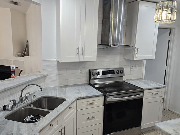 4th image of 2851 Ash Field Dr