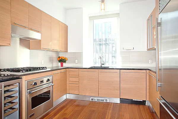 Rented by Brown Harris Stevens | media 13