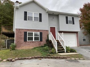112 Copper Ct, Johnson City, TN 37601