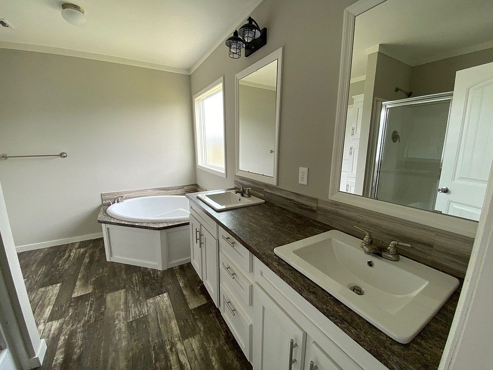 2nd image of 1507 Mink Loop #209