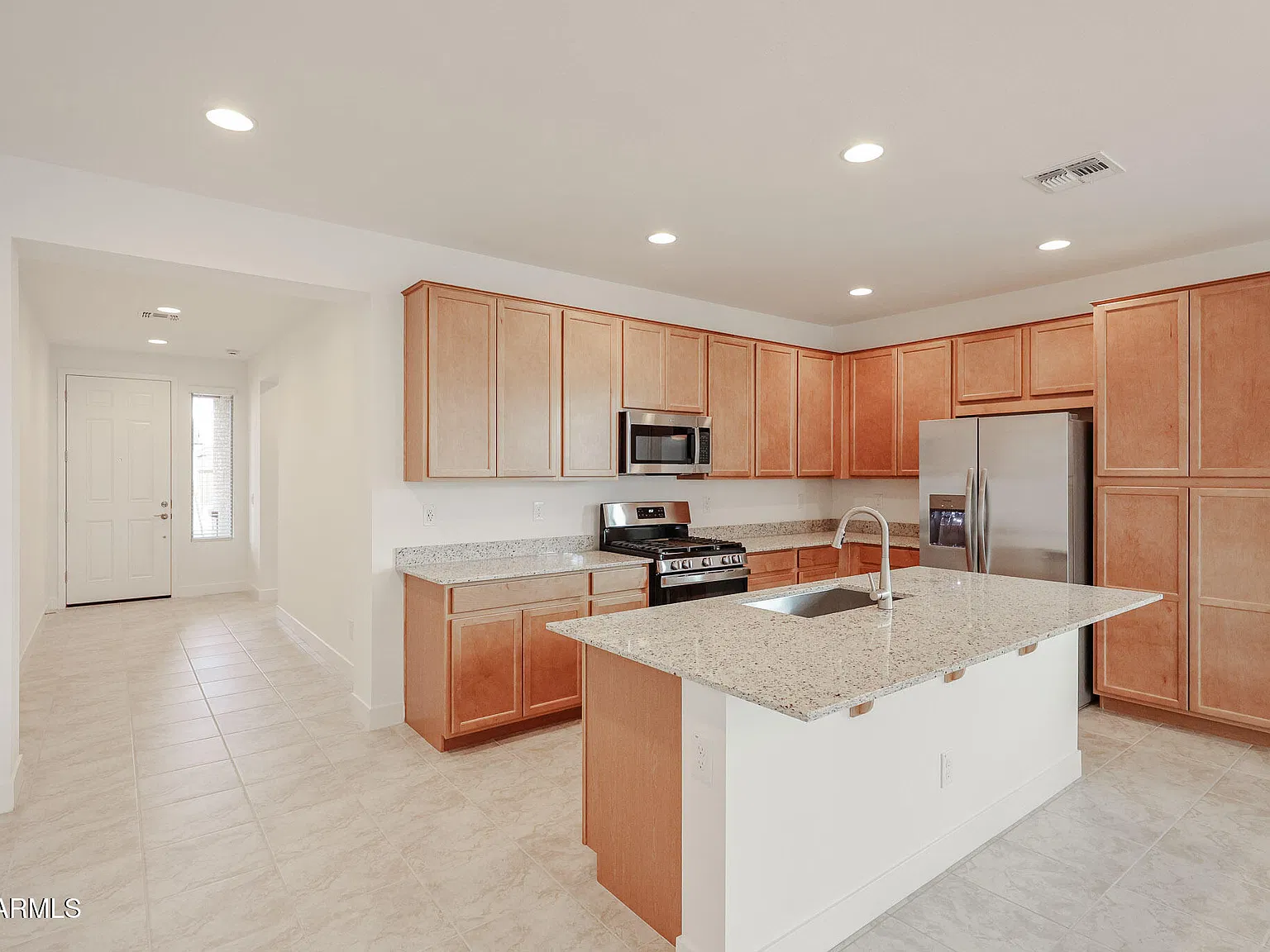 4 bed, 2.0 bath, 1949 sqft, $2,400 — Photo 3